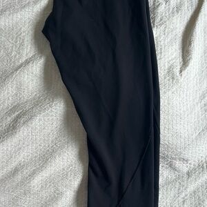 Lululemon size 8, black